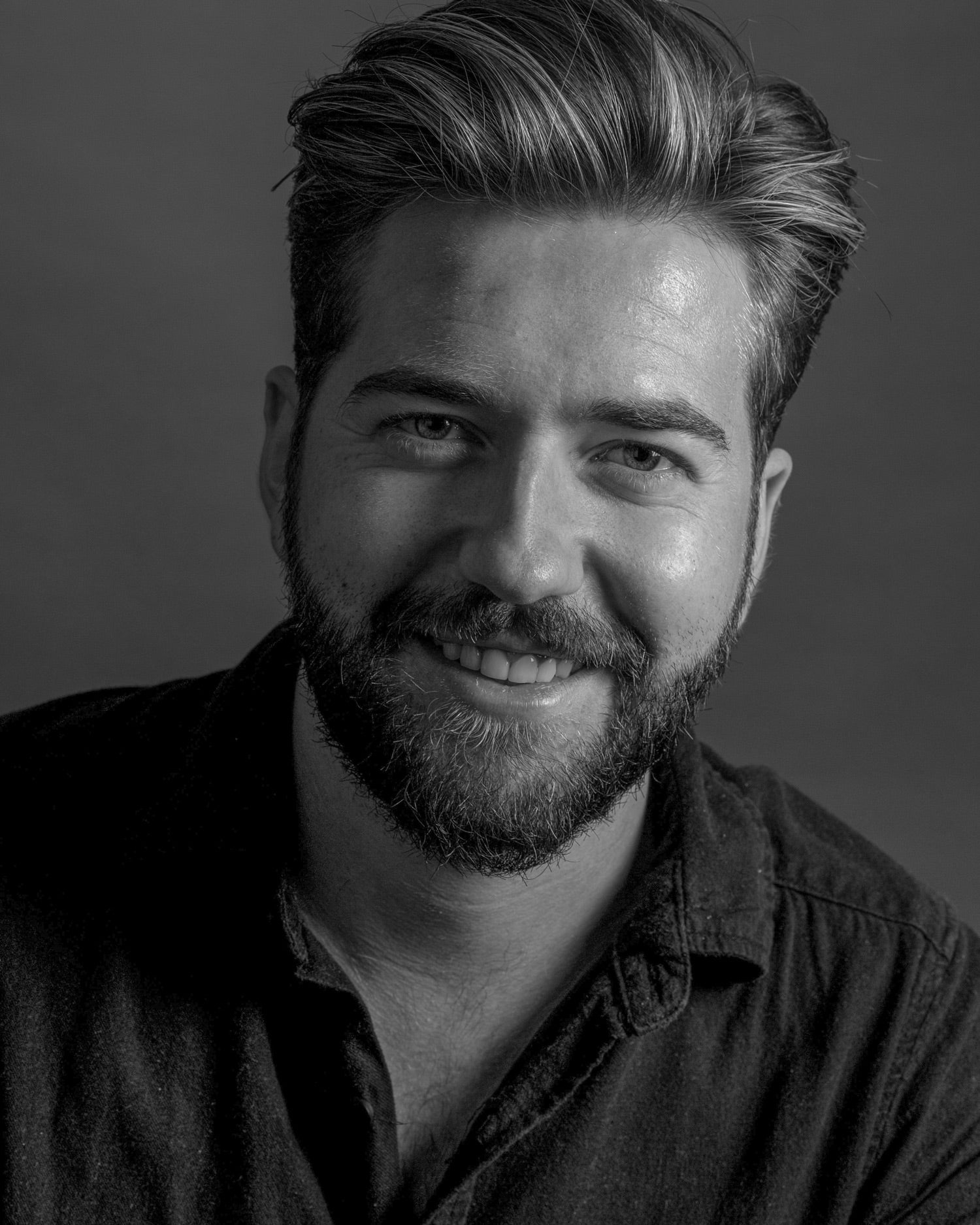 Ο Platon Vasatis, κοσμηματοποιός και δημιουργός χειροποίητων κοσμημάτων ασήμι 925
